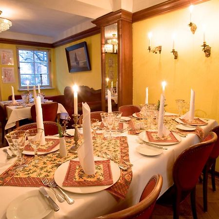 Hotel Reingard Висмар Экстерьер фото