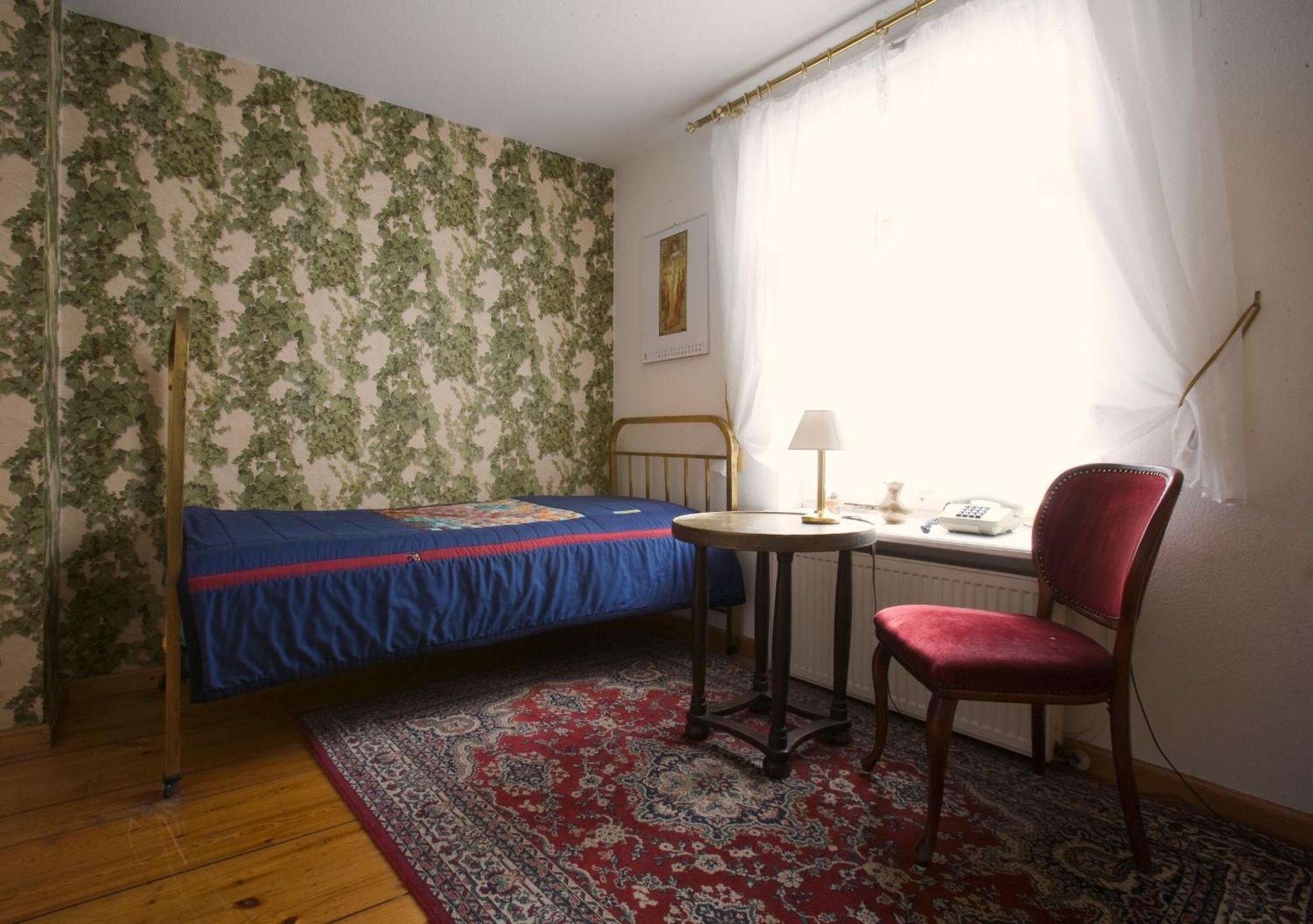 Hotel Reingard Висмар Экстерьер фото